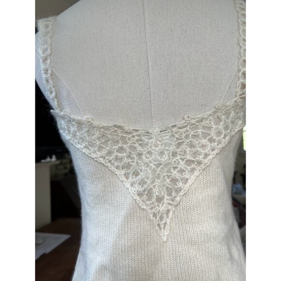 2006 Chanel Knit Cashmere Lace Cream Tank Top - Picture 9 of 15